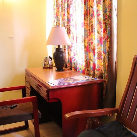 Brandsville Hotel Georgetown Bagian luar foto