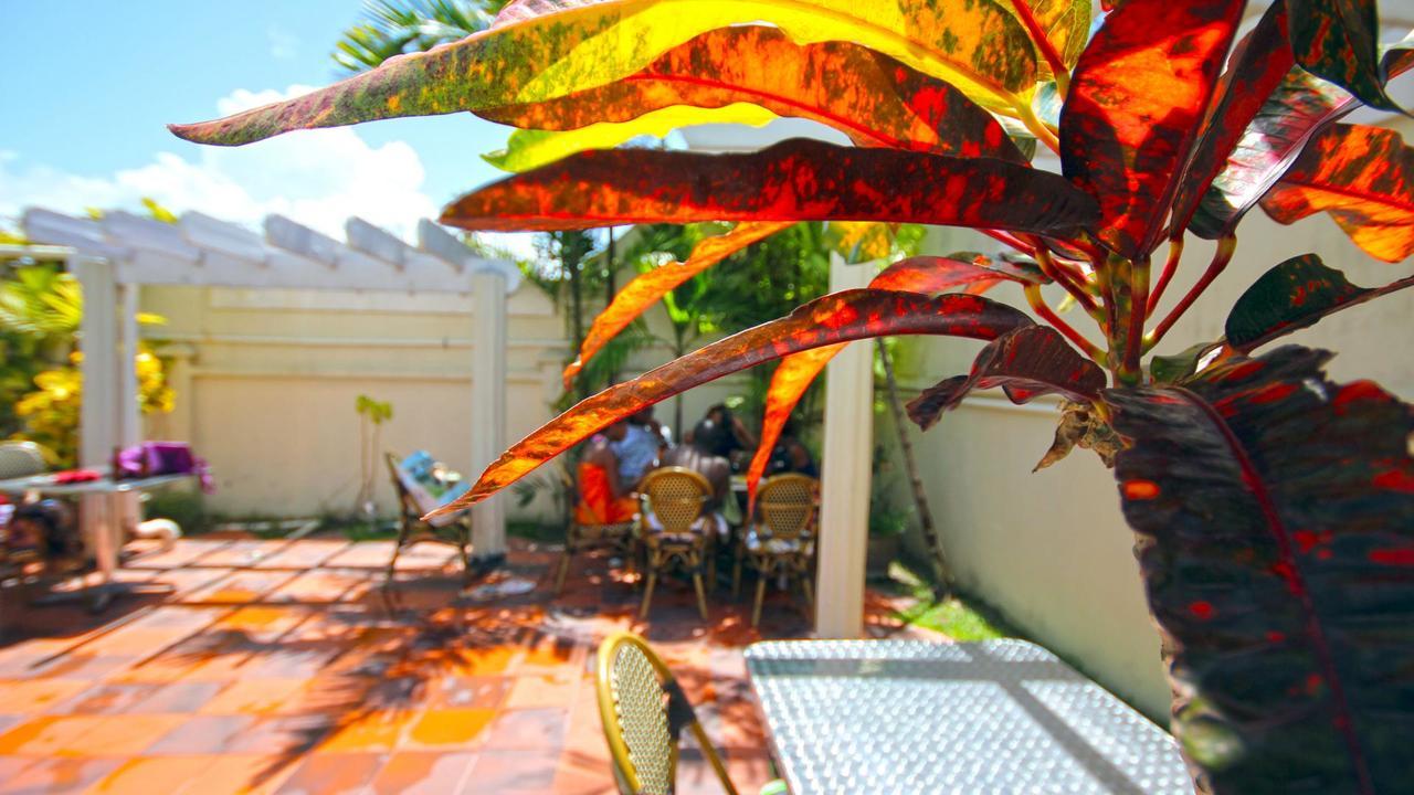 Brandsville Hotel Georgetown Bagian luar foto