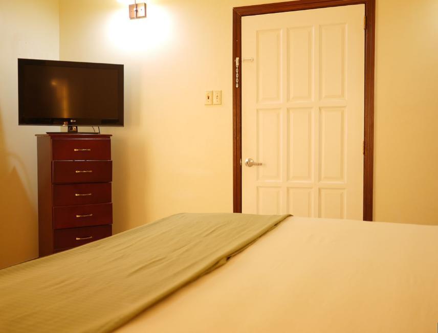 Brandsville Hotel Georgetown Bagian luar foto