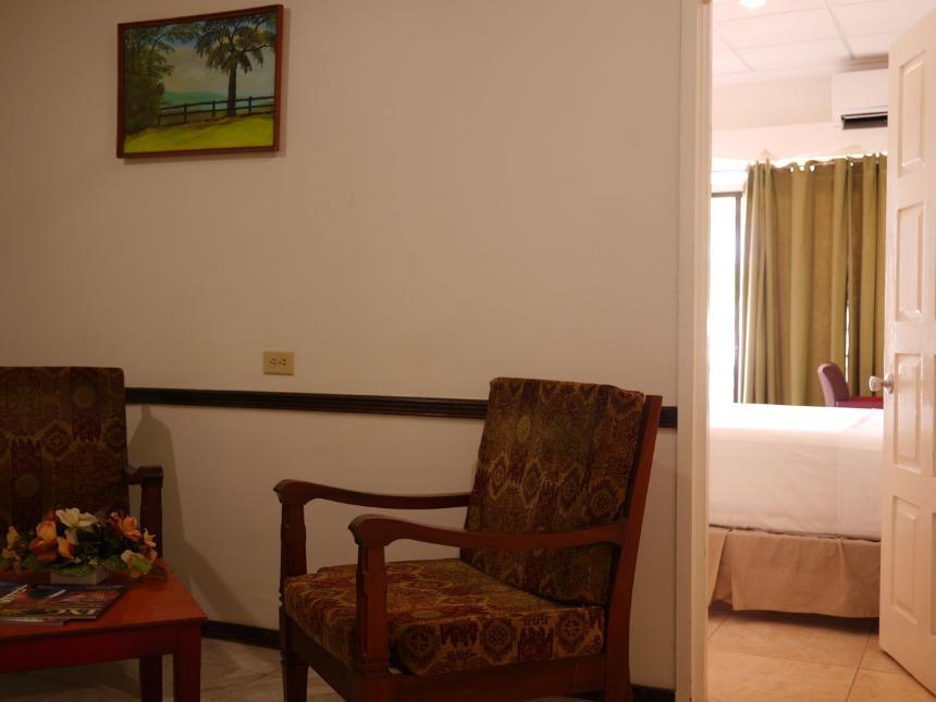 Brandsville Hotel Georgetown Bagian luar foto